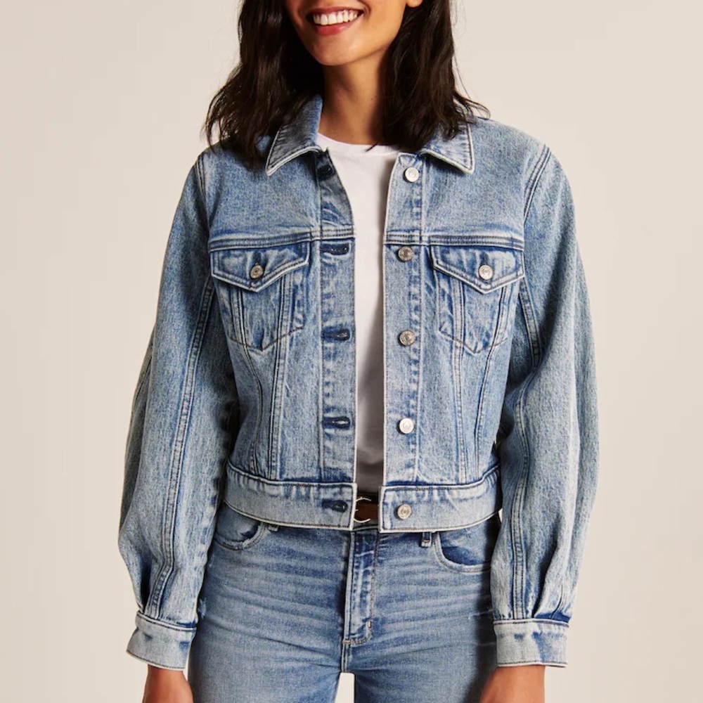 Abercrombie & Fitch 80s denim jacket medium wash size XS